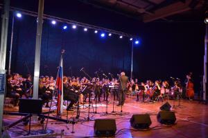 LK Trebnje, Podarimo koncert, 16032019, godalni orkester GS Trebnje z dirigentom Markom Fabianijem, foto LK Trebnje (8)